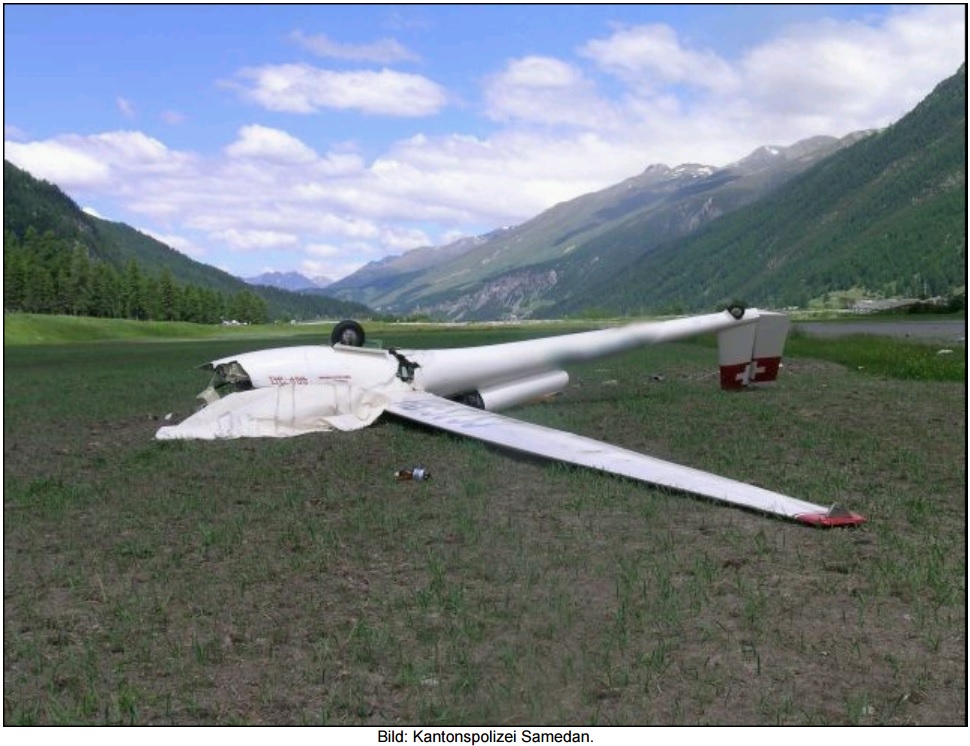 Absturz eines Segelflugzeugs - Foto: Kantonspolizei Samedan